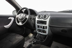 Седан Renault Logan 2014 года, 499000 рублей, Новосибирск