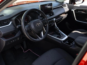 Внедорожник Toyota RAV4 2021 года, 3230000 рублей, Большой Сочи