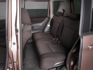 Минивэн Mitsubishi Delica D2 2011 года, 680000 рублей, Красный Пахарь