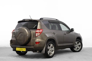 Внедорожник Toyota RAV4 2010 года, 1589000 рублей, Барнаул