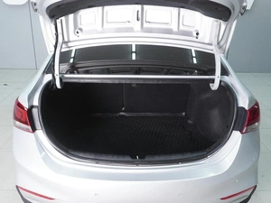 Седан Hyundai Solaris 2017 года, 1370000 рублей, Ростов-на-Дону