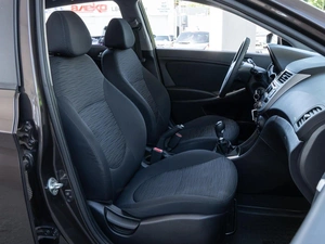 Хетчбэк Hyundai Solaris 2015 года, 916000 рублей, Волгоград
