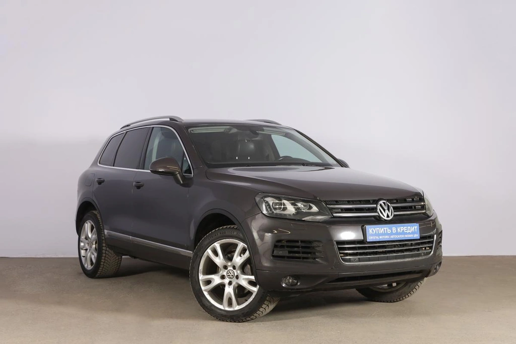Внедорожник Volkswagen Touareg 2010 года, 1949000 рублей, Новосибирск