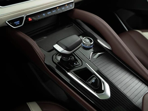 Внедорожник Geely Monjaro 2023 года, 3567444 рублей, Москва