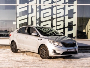 Седан Kia Rio 2011 года, 680000 рублей, Самара