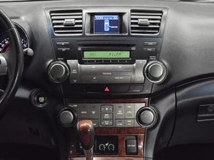 Внедорожник Toyota Highlander 2011 года, 2059000 рублей, Красноярск
