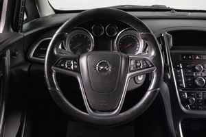 Хетчбэк Opel Astra 2013 года, 759000 рублей, Сургут