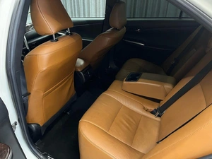 Седан Toyota Camry 2017 года, 1799000 рублей, Красноярск