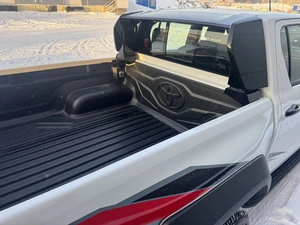 Пикап Toyota Hilux 2025 года, 7550000 рублей, Солонцы