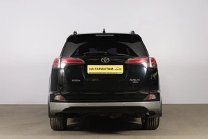 Внедорожник Toyota RAV4 2017 года, 2599000 рублей, Новосибирск