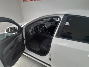 Седан Chevrolet Cruze 2012 года, 875000 рублей, Смоленск