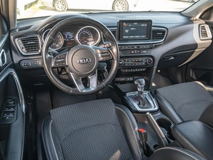 Хетчбэк Kia Ceed 2018 года, 1580000 рублей, Краснодар