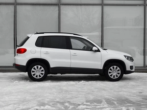 Внедорожник Volkswagen Tiguan 2016 года, 1740000 рублей, Тверь