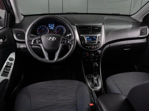 Седан Hyundai Solaris 2014 года, 890000 рублей, Тюмень