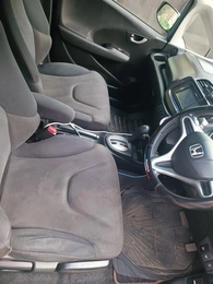 Хетчбэк Honda Fit 2010 года, 749999 рублей, Красноярск