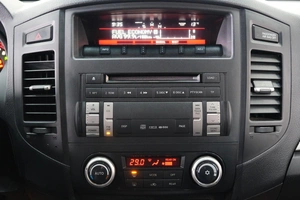 Внедорожник Mitsubishi Pajero 2011 года, 1779000 рублей, Омск