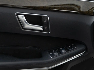 Седан Mercedes-benz E-класс 2013 года, 2283444 рублей, Москва