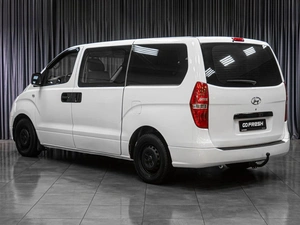 Минивэн Hyundai H-1 2010 года, 1347000 рублей, Тюмень