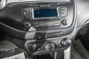 Хетчбэк Kia Ceed 2015 года, 929000 рублей, Барнаул