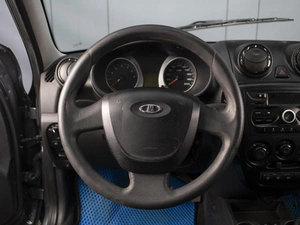 Седан ВАЗ (LADA) Granta 2016 года, 488000 рублей, Омск