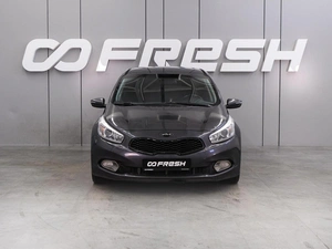 Хетчбэк Kia Ceed 2013 года, 924000 рублей, Воронеж