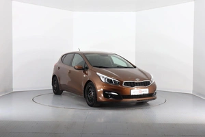 Хэтчбек Kia Ceed 2015 года, 1190000 рублей, Брянск