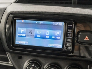 Хетчбэк Toyota Vitz 2018 года, 980000 рублей, Красноярск