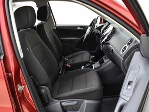 Внедорожник Volkswagen Tiguan 2013 года, 1520000 рублей, Краснодар