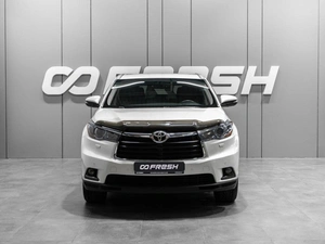 Внедорожник Toyota Highlander 2014 года, 3199000 рублей, Тюмень
