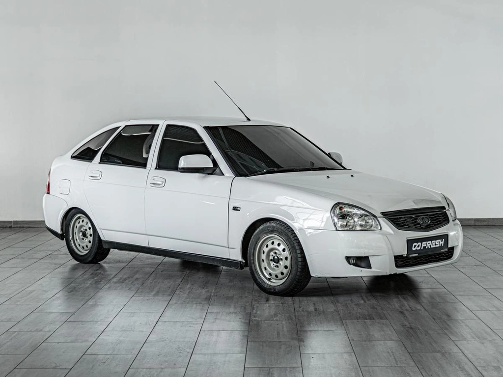 Хетчбэк ВАЗ (LADA) Priora 2013 года, 549000 рублей, Саратов