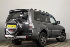Внедорожник Mitsubishi Pajero 2012 года, 2639000 рублей, Пермь