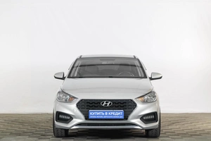 Седан Hyundai Solaris 2017 года, 1359000 рублей, Тюмень