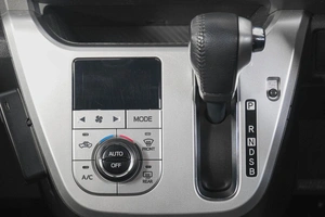 Хетчбэк Daihatsu Cast 2017 года, 989000 рублей, Кемерово