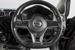 Хетчбэк Nissan Note 2016 года, 1129000 рублей, Челябинск