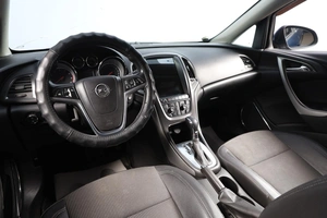 Хетчбэк Opel Astra 2011 года, 729000 рублей, Новосибирск