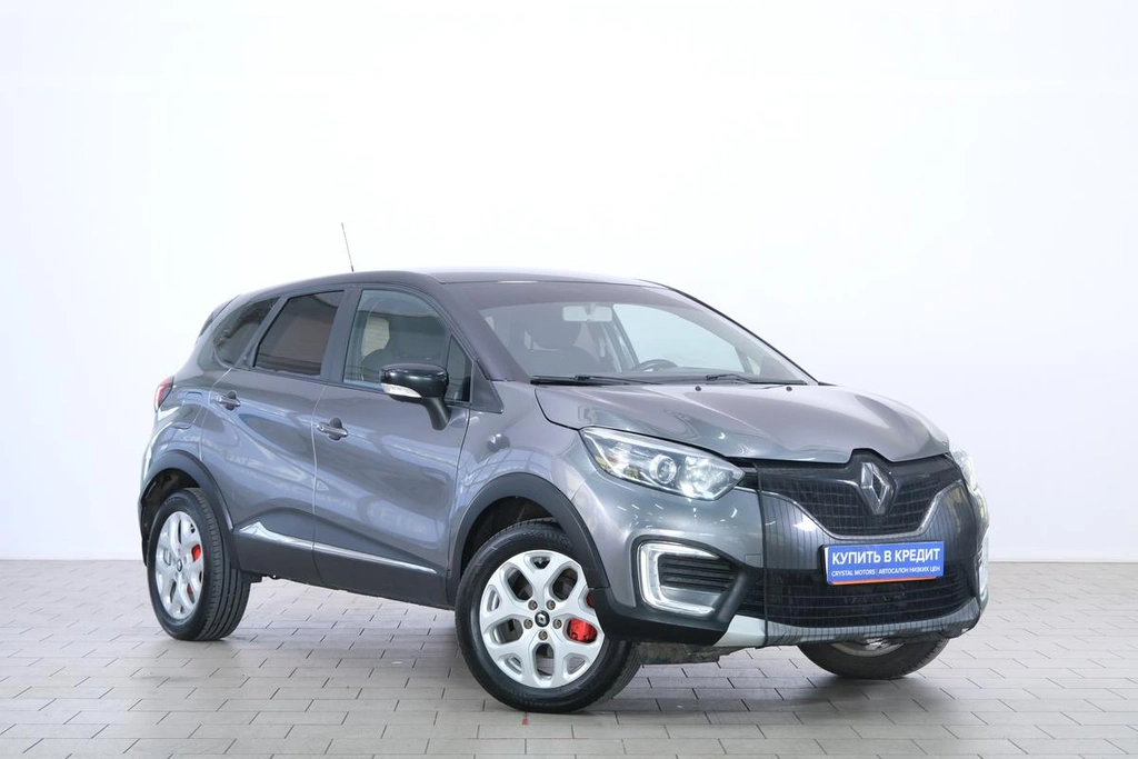 Внедорожник Renault Kaptur 2017 года, 1649000 рублей, Омск