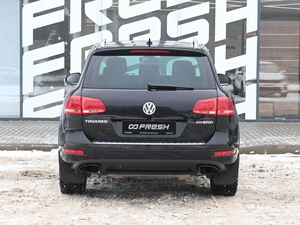 Внедорожник Volkswagen Touareg 2011 года, 2050000 рублей, Волгоград