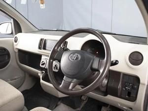 Хетчбэк Toyota Passo 2012 года, 500000 рублей, Омск