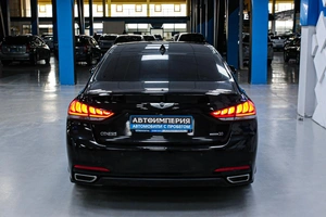 Седан Hyundai Genesis 2015 года, 2033000 рублей, Солонцы