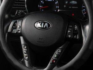 Седан Kia Optima 2012 года, 1289000 рублей, Тюмень