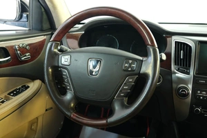 Седан Hyundai Equus 2011 года, 1299000 рублей, Омск