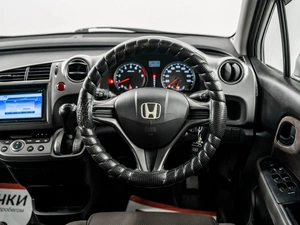 Минивэн Honda Stream 2006 года, 815000 рублей, Красноярск