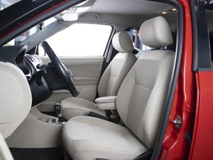 Хетчбэк Skoda Fabia 2009 года, 560000 рублей, Омск