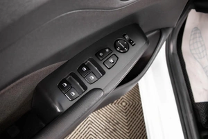 Седан Hyundai Solaris 2019 года, 1709000 рублей, Пермь