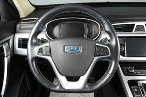Внедорожник Geely Atlas 2018 года, 1439000 рублей, Тюмень
