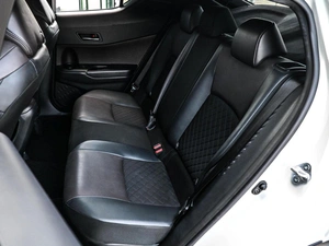 Внедорожник Toyota C-HR 2017 года, 1590000 рублей, Кирилловка