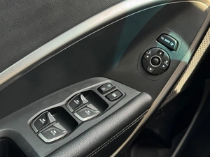 Внедорожник Hyundai Grand Santa Fe 2017 года, 2549000 рублей, Кропоткин