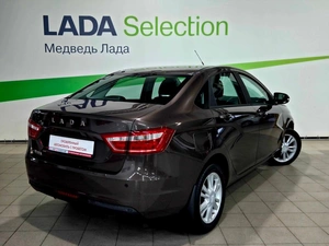 Седан ВАЗ (LADA) Vesta 2018 года, 895000 рублей, Красноярск