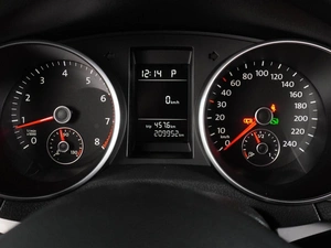 Хетчбэк Volkswagen Golf 2010 года, 849000 рублей, Воронеж