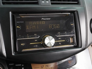 Внедорожник Toyota RAV4 2011 года, 1499000 рублей, Воронеж
